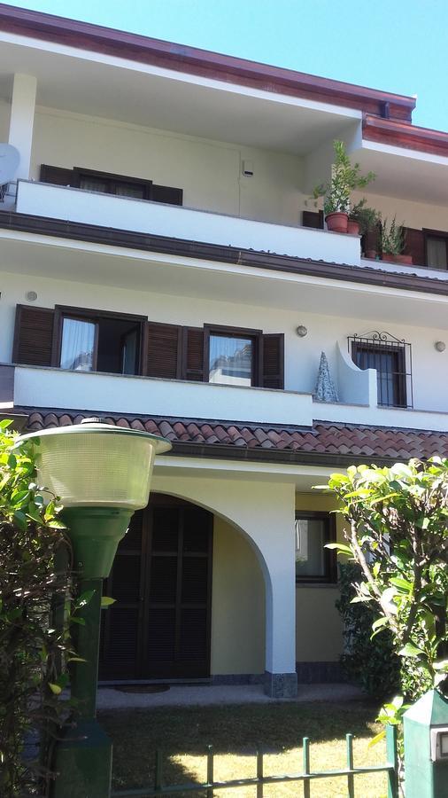 Appartamento Bilocale Dante Stresa Exterior foto